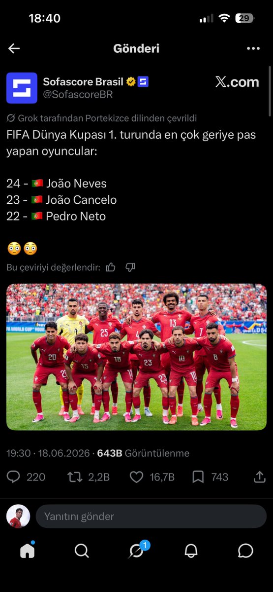 HashHash7_7's tweet photo. @ManUnitedTR__ O ANANIN AMINA BALYOZ VURAYIM OROSPU COCUGU TOP OYNAMADILAR ORTA SAHADA TOP HALA RONALDO MERKEZLİ TOKSİK OYUN DİYO https://t.co/fF4DOFxyTG