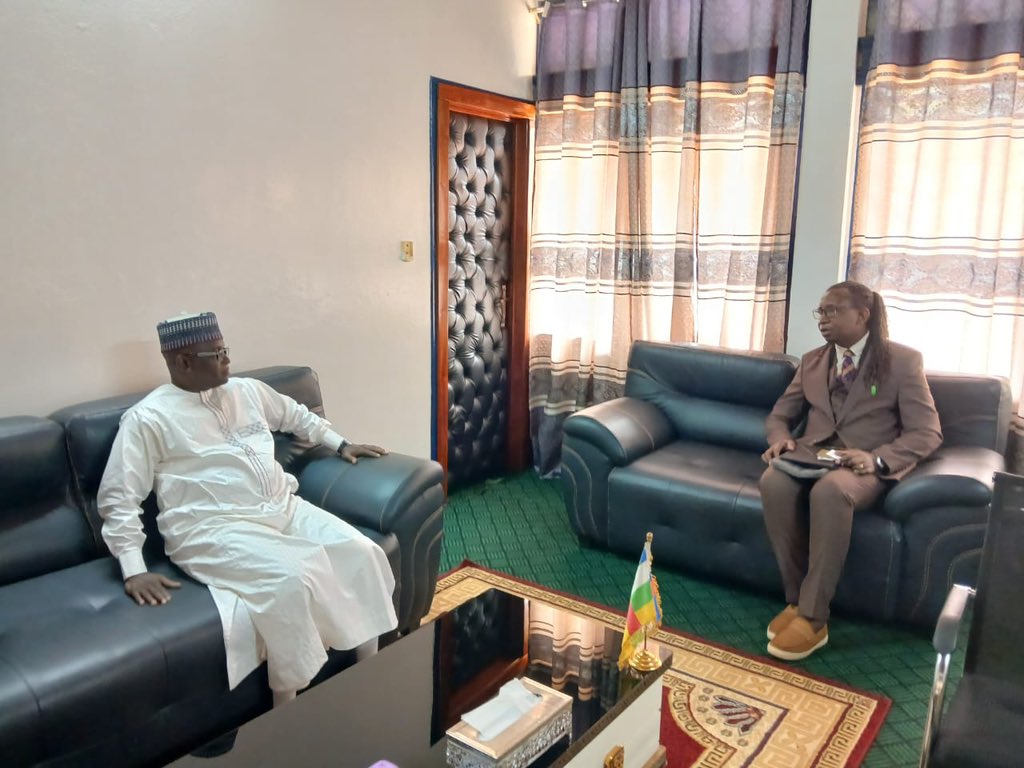 mwarumba's tweet photo. Productive meeting with the new Minister of Livestock and Animal Health of the Central African Republic to discuss strengthening collaboration on livestock development, pastoral livelihoods, resilience and food security. @welthungerhilfe remains committed to supporting sustainable solutions for rural communities. #CAR #Livestock #FoodSecurity @UE_Centrafrique @GermanyinCMR