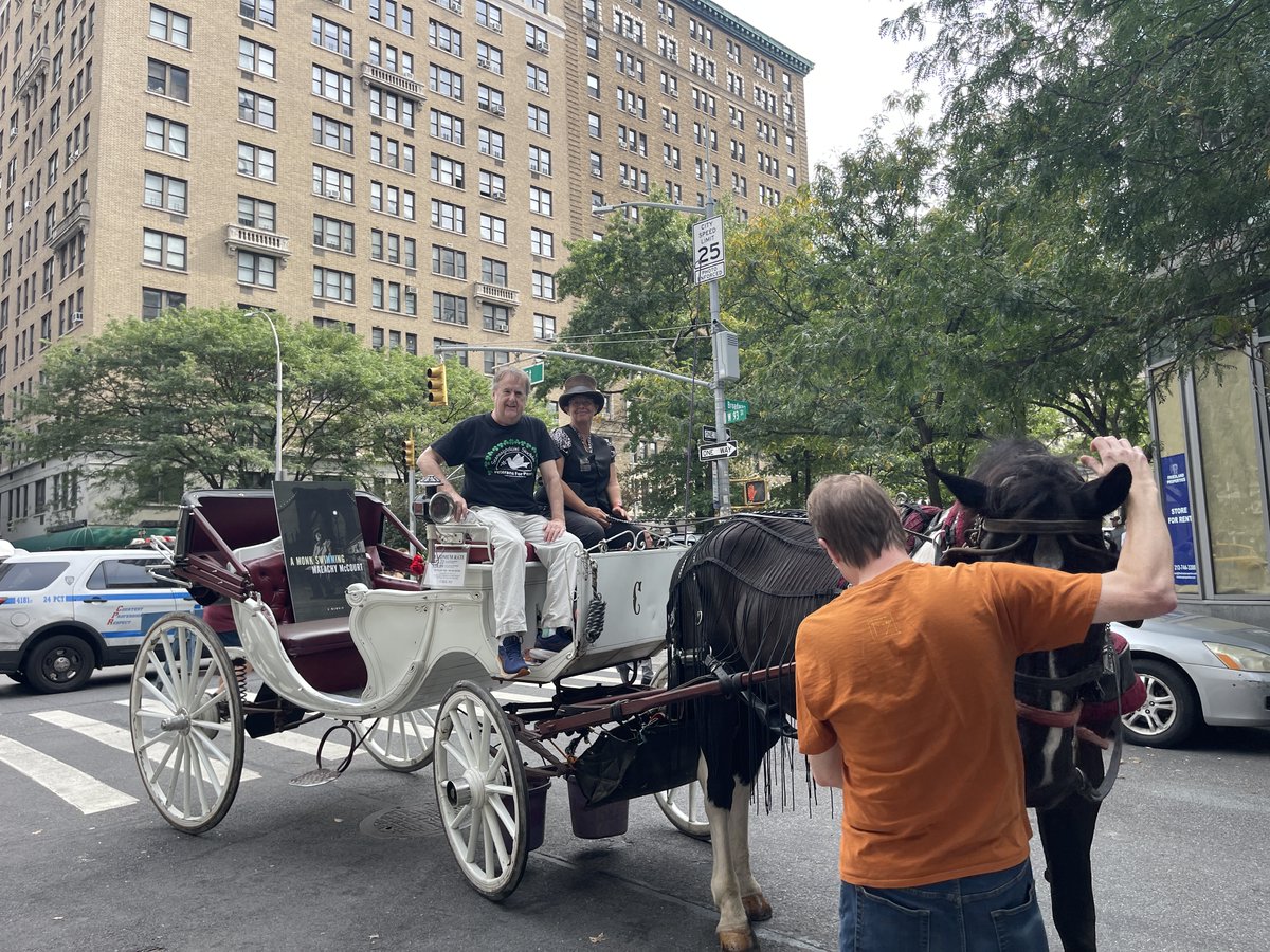 Cabtivist's tweet photo. @wbailistener this Sunday at 11am, I’m joined by Nicola Murphy Dubey, director of the new play The Loved Ones at the @IrishRep .Second half of the show @CarriageCavalry ,veteran Carriage spokesperson and Shop Steward for the @TWULocal100 https://t.co/63EA014P2x
