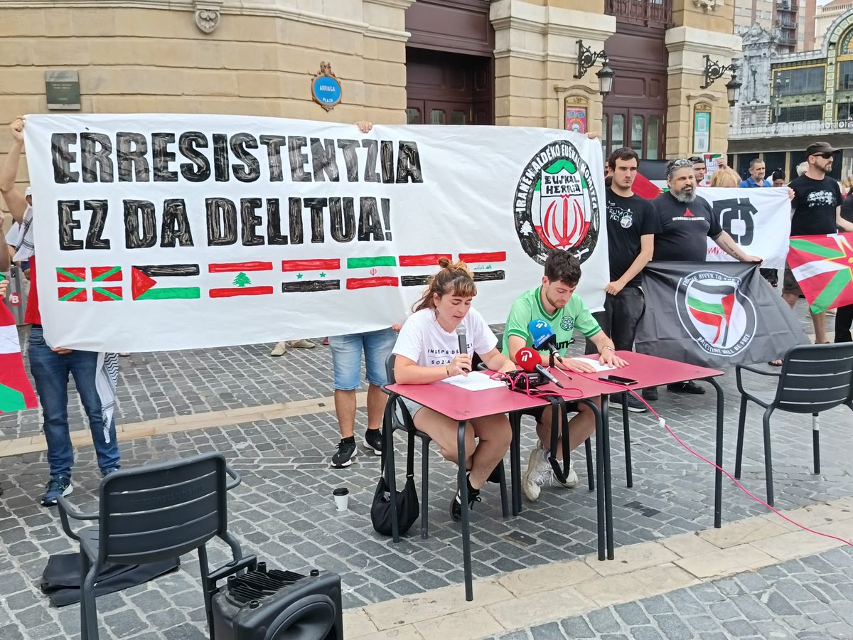 IranekinBat's tweet photo. Bukatu dugu prentsaurrekoa Arriagan.
Hemos acabado la rueda de prensa en Arriaga. https://t.co/HLYCfJVwiG