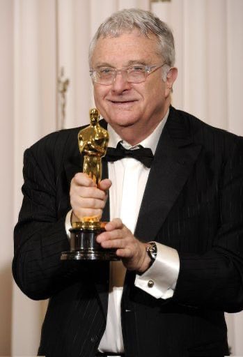 theswiftmuseum's tweet photo. Academy Award winner Randy Newman praises Taylor Swift in a recent interview:

“Other people have said it, but she's remarkably grounded and a really nice person, like a really nice Southern girl was what she was like. And it's absolutely unprecedented for me to meet someone who's that successful and famous and doesn't appear… I was looking for loopholes the first time, you know, and there weren't any. And she must have that happen all the time where people are looking at her real hard, looking for mistakes or something. But boy, she couldn't have been nicer.”