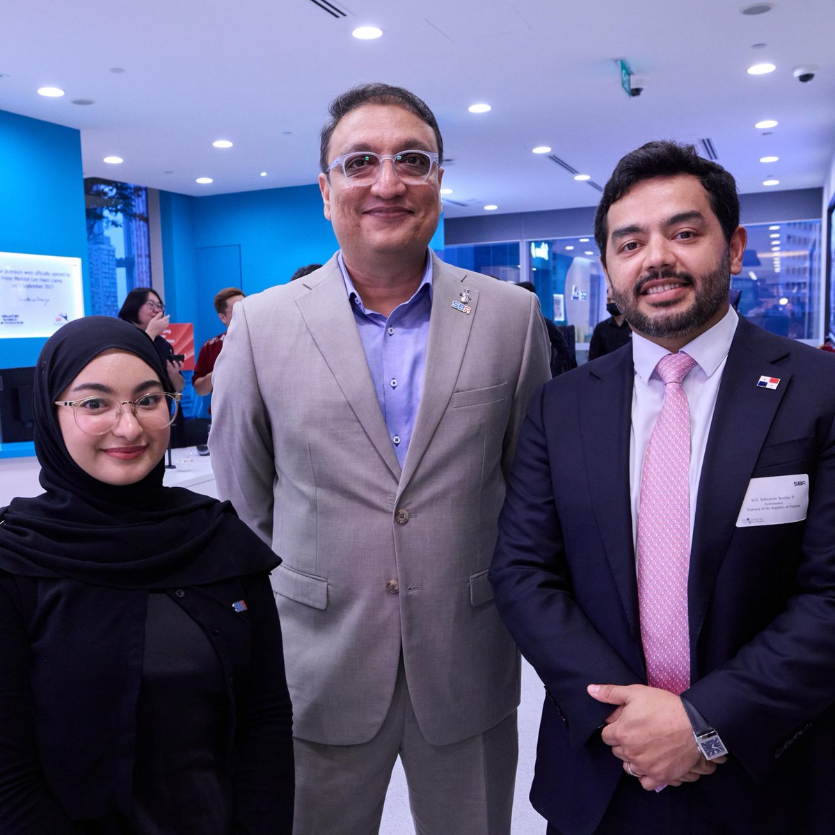embpanamasgp's tweet photo. S.E. Sebastián Breton, participó en la SBF Ambassador’s Night 2026, organizada por la Singapore Business Federation, un espacio de intercambio que fortalece los vínculos entre la comunidad diplomática y empresarial de Singapur. 

#panamáensingapur #conpasofirme https://t.co/gcoeYqE1r5