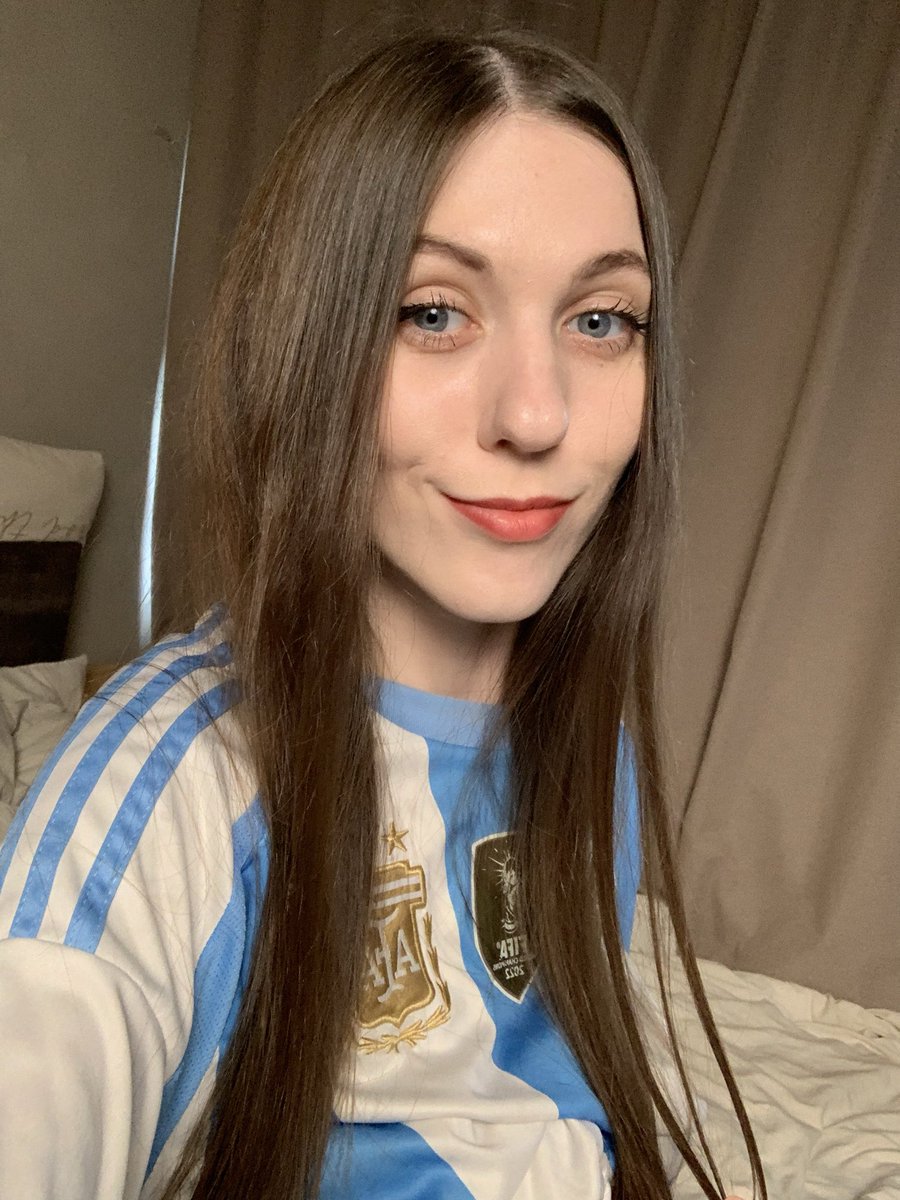 EvaDeArte's tweet photo. @Tisshko_ Hey🥰 https://t.co/K7PEX7iHDF