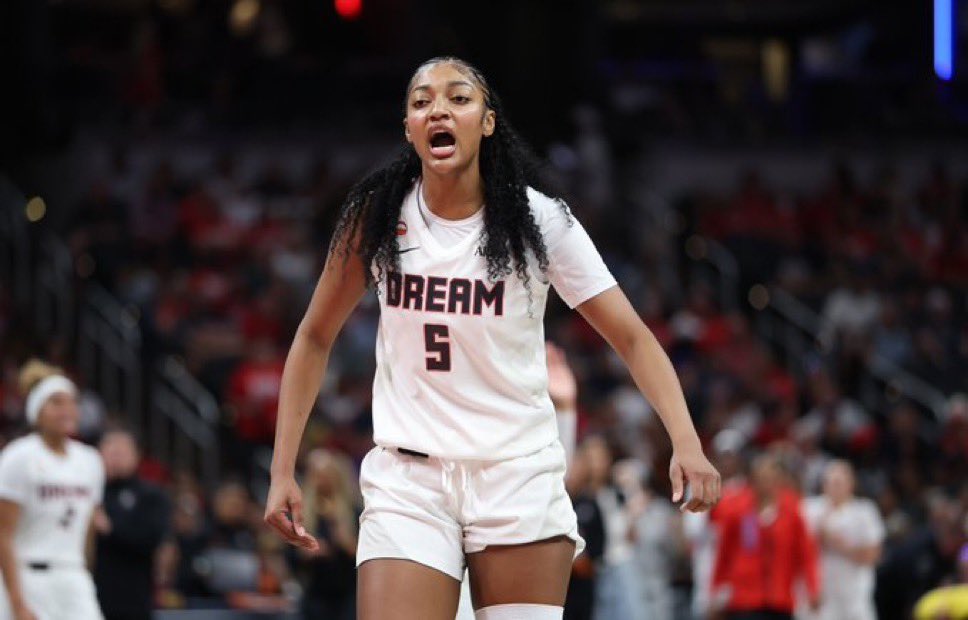 ATLSportsZone's tweet photo. I just don’t understand the hate for Angel Reese. 

Yesterday she had: 

21 POINTS
11 REBOUNDS 
8/14 FGM
29 MINUTES

And people will go to the grave hating on her! https://t.co/17KqkAUvxQ