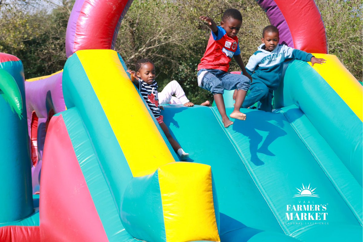 VaalFarmersMark's tweet photo. Dropping this Vaal Farmers Market carousel as a reminder that we know how to have a good time! 💛🌻

Tickets are still available at https://t.co/2lMyQeAcEw
#SeasonalExperience https://t.co/rmOZ7yeAjJ