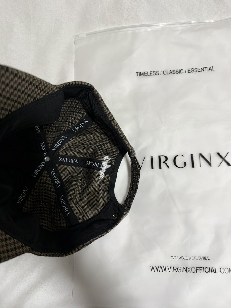 frongsps's tweet photo. ส่งต่อ PRIVACY ONLY CAP (Limited Edition) สี whisky 

ใส่ครั้งเดียวไม่มีตำหนิ
850.- รวมส่ง มีบริการส่งแมส นัดรับ

เพิ่มเติม ig ushuluv

#virginxofficialส่งต่อ #virginx #virginxofficial #หมวก #ส่งต่อหมวก https://t.co/Qjf6xUtEJ4