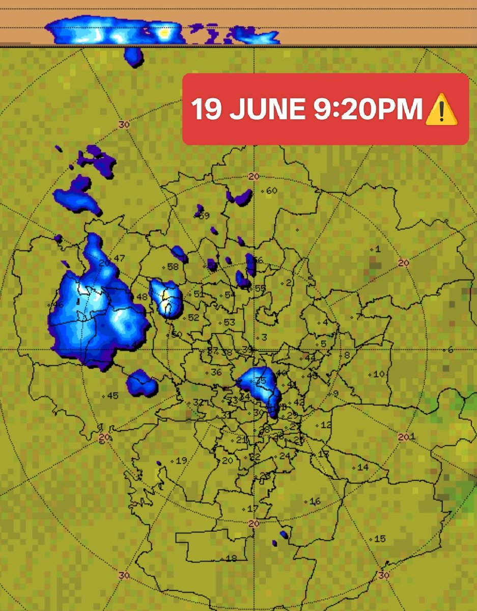 Hyderabadrains's tweet photo. #Hyderabad Rain Update | 19 June | 9:20PM ⚠️

Heavy rain is currently affecting Serilingampally, BHEL, Tellapur, and Nallagandla. Fresh thunderstorm cells are also developing over Kukatpally and parts of Central Hyderabad.

Forecast (9:30 PM – 11:00 PM): 🌧️ West, North, and Central Hyderabad are likely to receive good spells of rain over the next 1–1.5 hours. Localized heavy downpours with gusty winds are possible.

Plan your travel accordingly and drive safely. #HyderabadRains