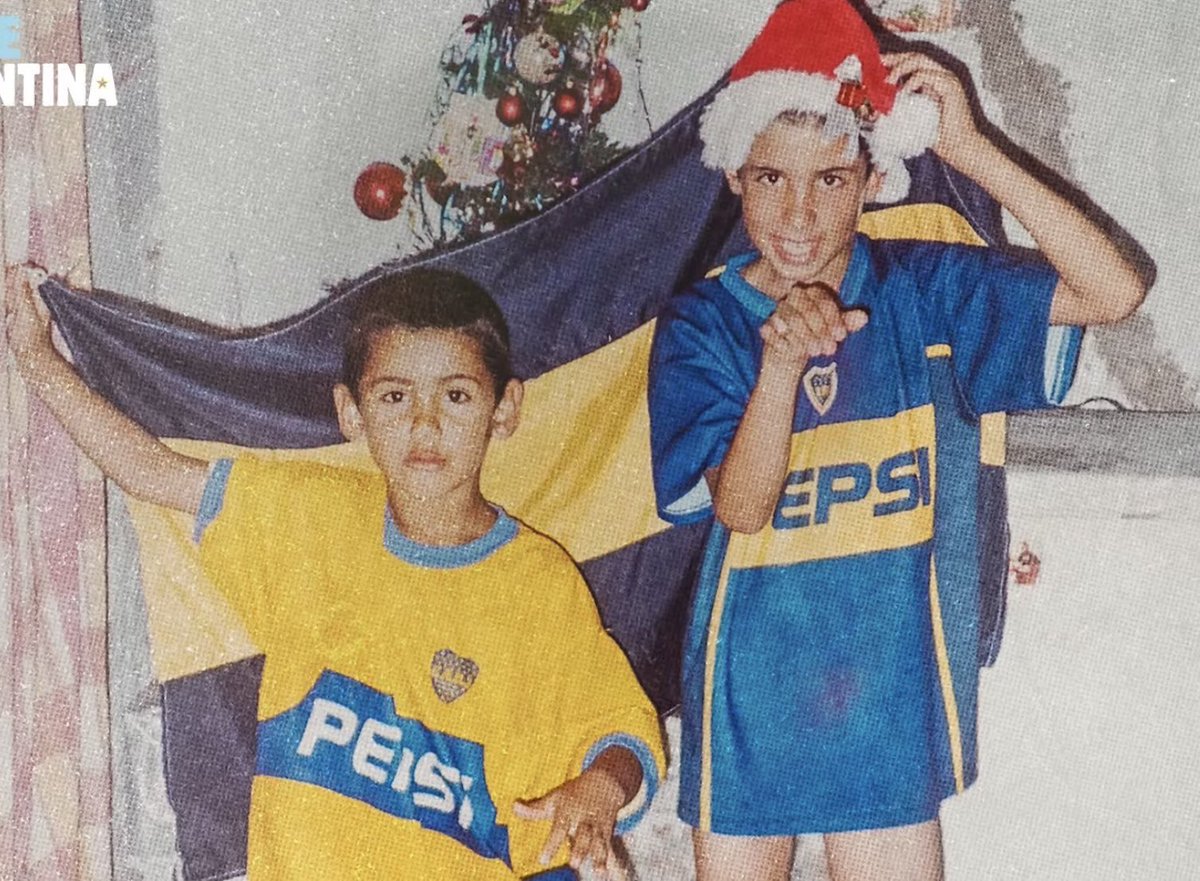 la12siempreboca's tweet photo. ¿Cuti Romero? De Boca Predio 💙💛💙 https://t.co/6HEomdAVRG