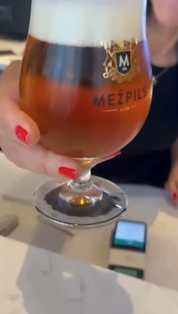 TMT_PLC's tweet photo. 🍻 One huge milestone, and a beer to celebrate!
🌟 Congrats to all the team at 3S Money, one of TMT Investments Plc holdings in its tech portfolio of 50+ companies.
👉 Find out more about what we're celebrating below! 👇
#scaleup #venturecapital #VC #fintech https://t.co/AIQeorPD30