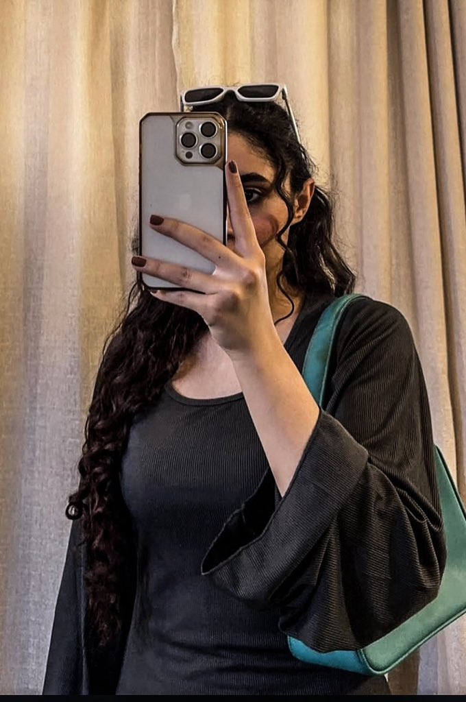 Jonyftb's tweet photo. اخو رسل @puppetmazee الشرموطة حابب يشوفها مدعوسة مهانة متعنفة تحت زبي اشرمط كسها واهينها واعرفها مكانها الخنزيرة القحبة https://t.co/H9GNzCGf7T https://t.co/Q2KW3eOQ04