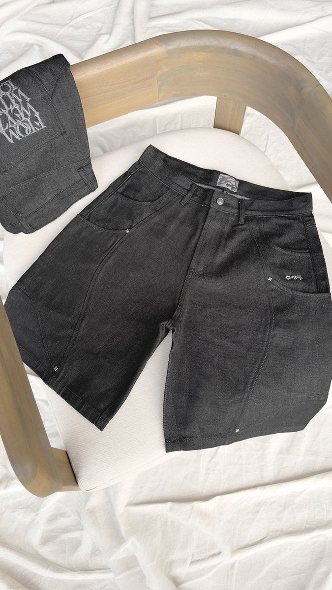 weyzclothing's tweet photo. The denim raw Short « RIFT » 

By Weyz https://t.co/g9mfRQ6MKv