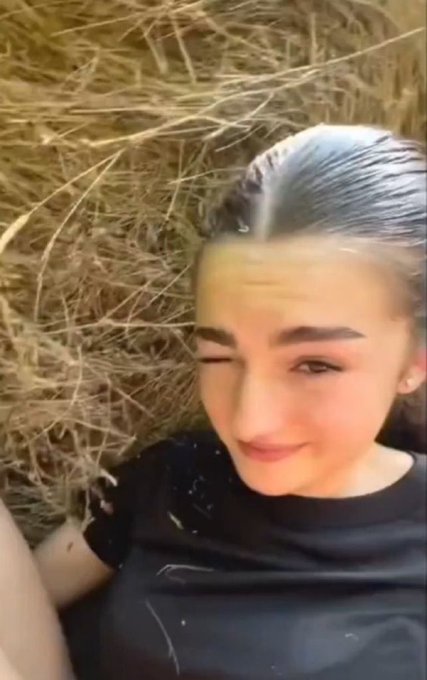 Eva_TrendsX's tweet photo. She knows exactly what happened 💦

A Thread 🎥 https://t.co/PZDbFVwbK2