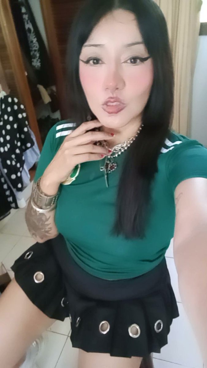 shinna666's tweet photo. My perrito nerd  🇲🇽🖤🇪🇦⛓️🐕bien marcado por su Ama mexicana 😏😍⛓️🐕 @kinkmew https://t.co/XmSbZ0ECsE