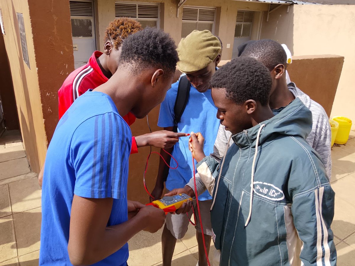 AmplifyhopeAfr's tweet photo. Day 5 – Grand Finale: Bringing It All Together with a Fully Functional 5kW Solar PV System

After five days of intensive learning, hands-on practice, and teamwork, our Solar Installation Training reached an exciting conclusion.

  #SustainableFuture https://t.co/ibf2IWUf9D