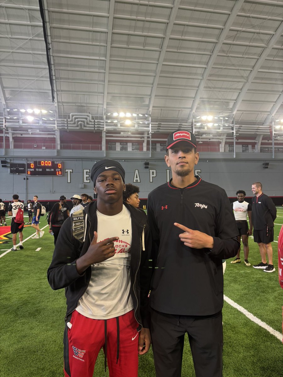 Kazadi171's tweet photo. Great workout at @TerpsFootball today. Grateful for the opportunity and happy to build new connections.🐢💯
@DKief10 https://t.co/YpKlZXQawy