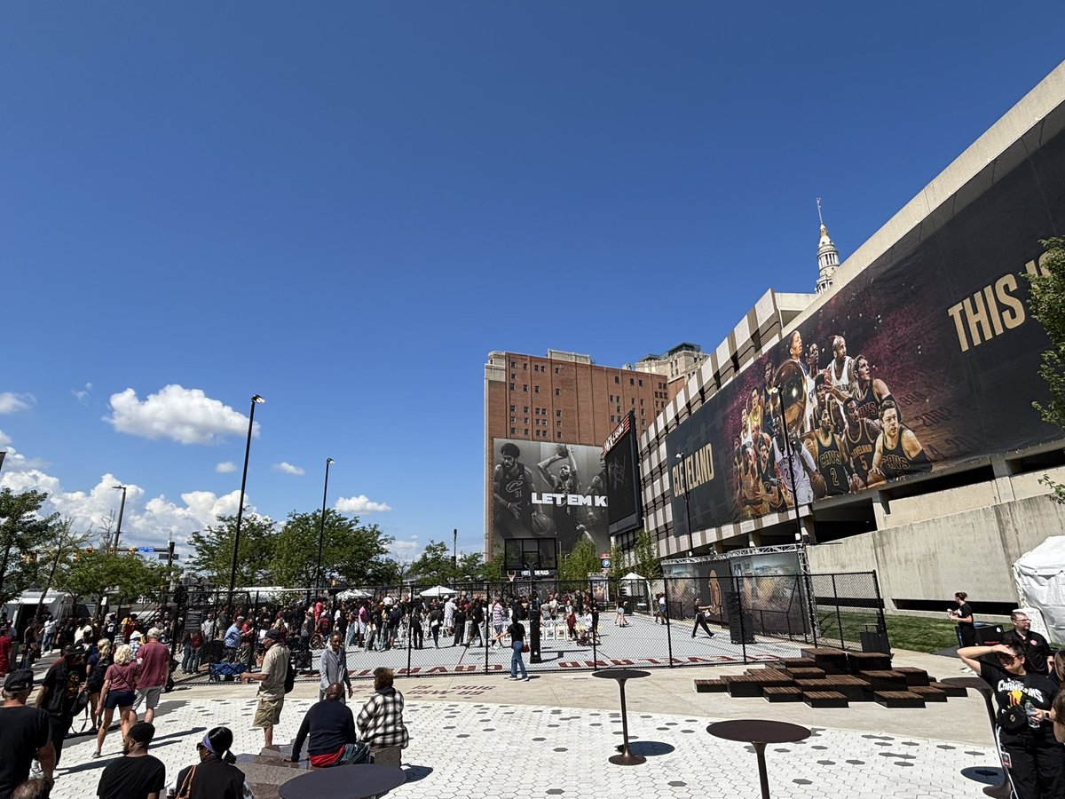 CuyahogaCounty's tweet photo. 🏆 Can you believe it’s been 10 years?! On June 19, 2016, the Cavs won its first NBA Championship.

We’re celebrating the Championship Anniversary Block Party outside Rocket Arena. Rock your wine and gold and come relive the memories. https://t.co/2KJ1fxA4Y6 https://t.co/aMjr878Vug