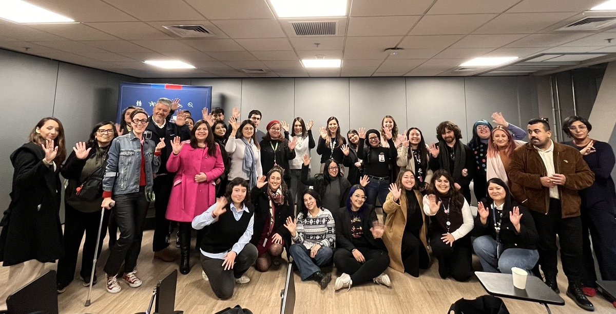 senadis_gob's tweet photo. ♾️Desarrollamos el Conversatorio Orgullo Autista: voces, talentos e inclusión, junto a personas autistas.

En este espacio distintas personas autistas compartieron sus experiencia  y perspectivas, para así avanzar hacia una sociedad más inclusiva y respetuosa de la diversidad. https://t.co/RiVVcgRRl5