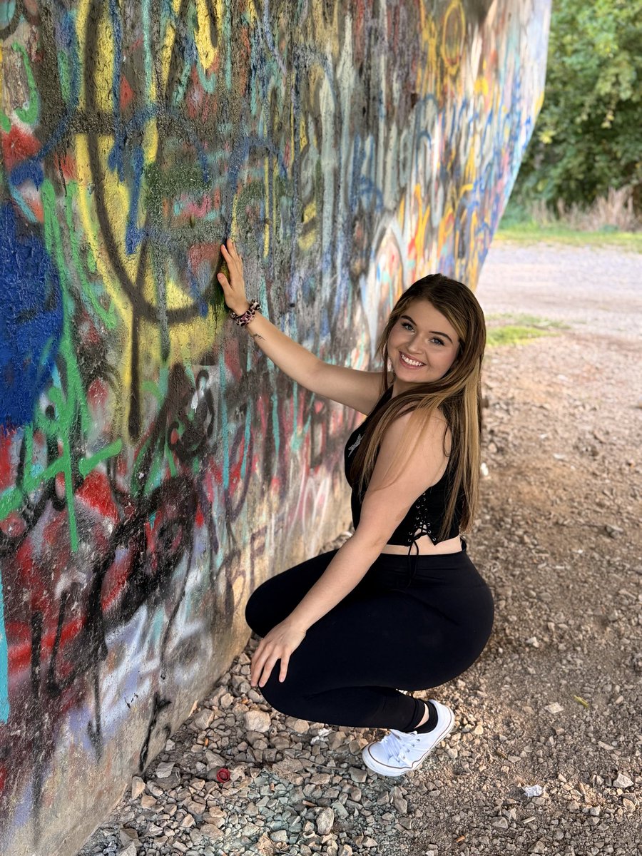 Katelyn Marie tweet media