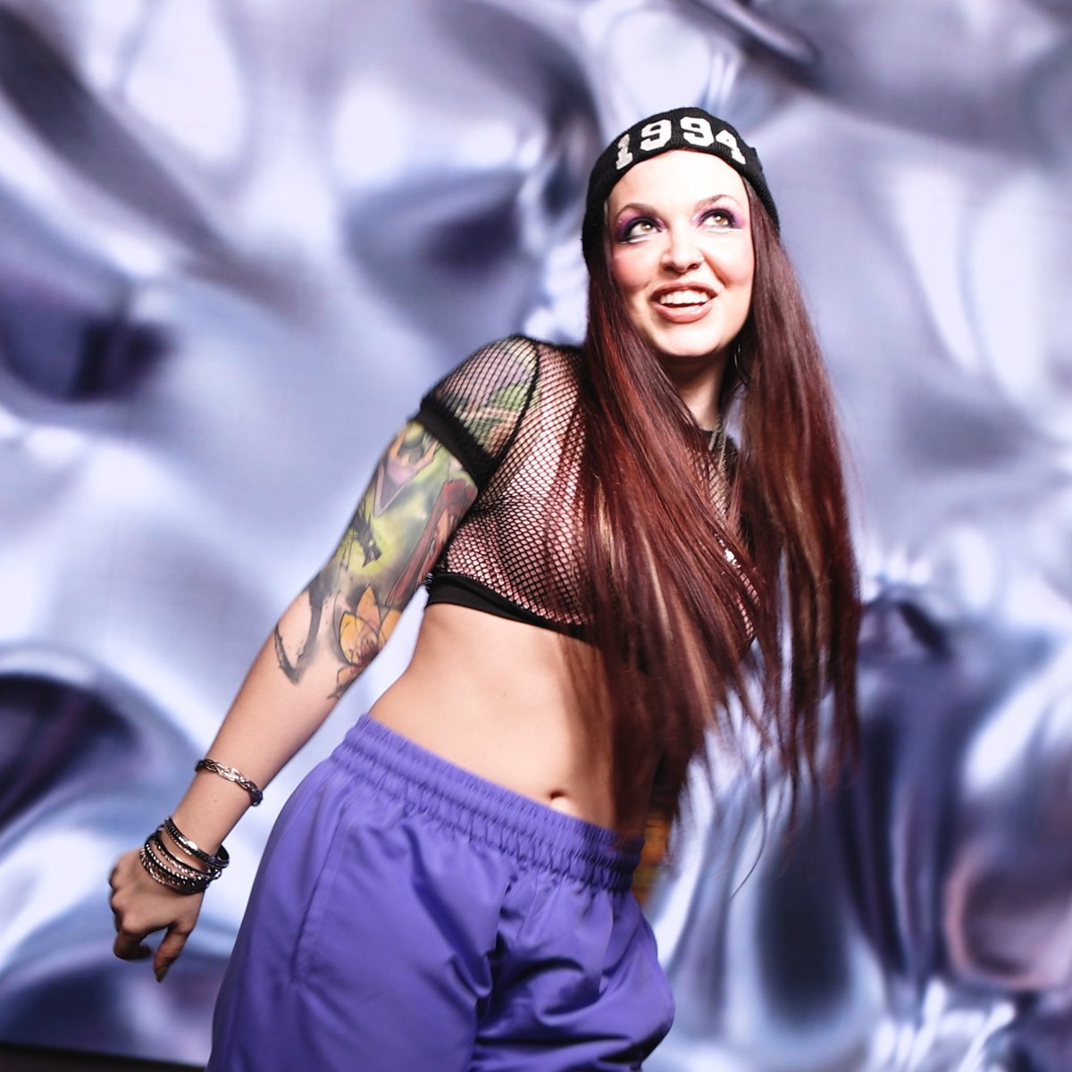 VickyPsarakis's tweet photo. It's the weekend! Which Vicky are you? 1, 2, 3 or 4? On Monday it's my birthday and we'll be celebrating on stream and we have a new Sicksense song dropping on Wednesday too! Gonna be a fun week! 👊✨ https://t.co/CdEulV4xSV
