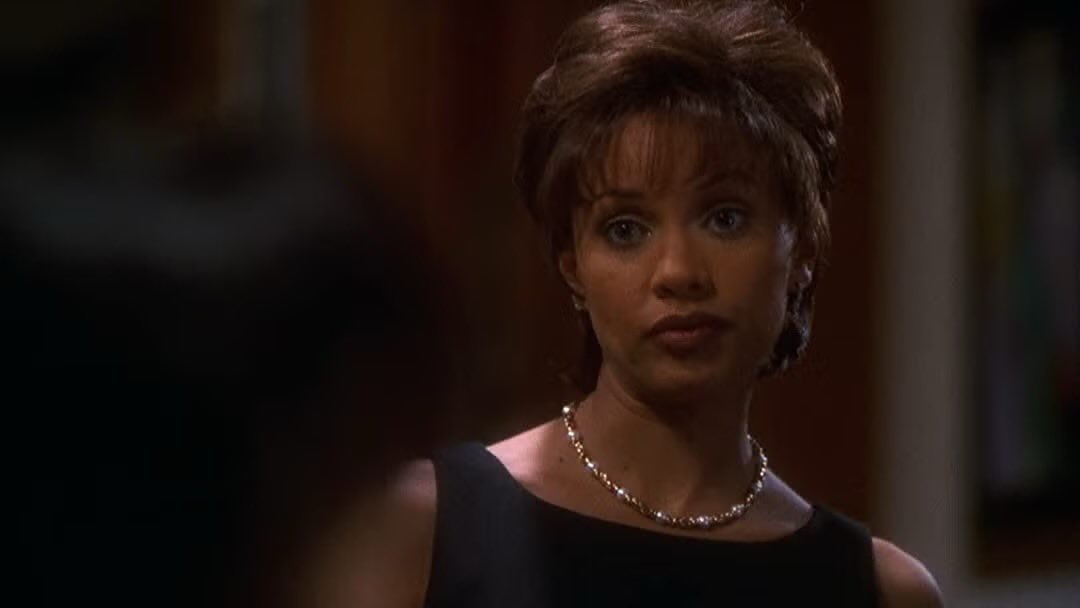 iammskye1's tweet photo. I need Kat to be like “fuck the family. You know what the family did me? I let the family in my house and the family tried to give away my liver.” #BeyondtheGates https://t.co/BIf6NMDder