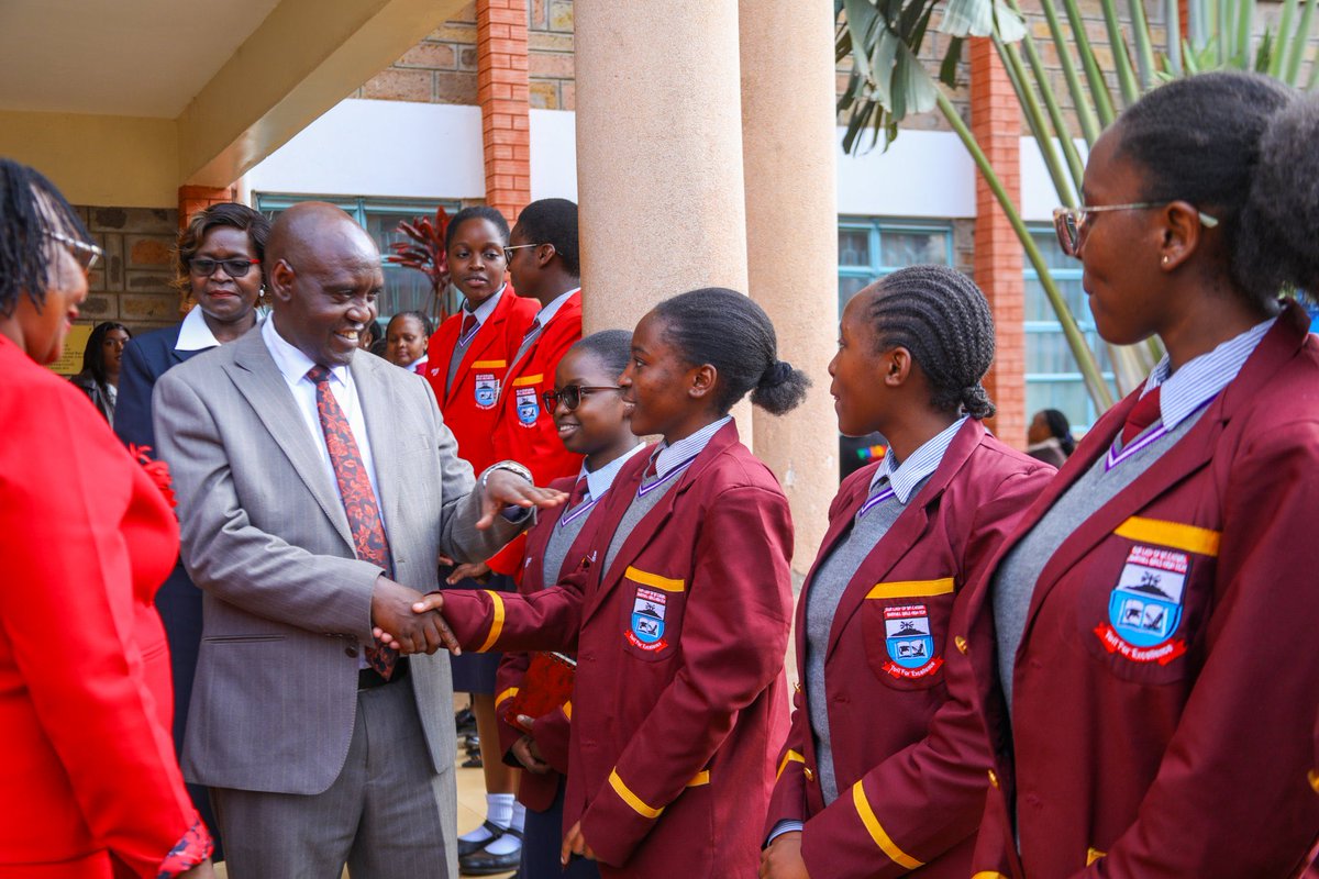 _BasicEdu's tweet photo. PS @ololtuaa: "I congratulate all the prize recipients for their hardwork, discipline and determination, and I encourage all the learners to remain focused and committed to education excellence.” https://t.co/5iHZTXFC0v