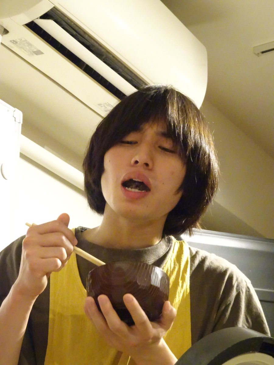 sumire_junlove's tweet photo. 飯がマズくて全然暴飲暴食じゃなかったwww https://t.co/nkJaUAV1Vw
