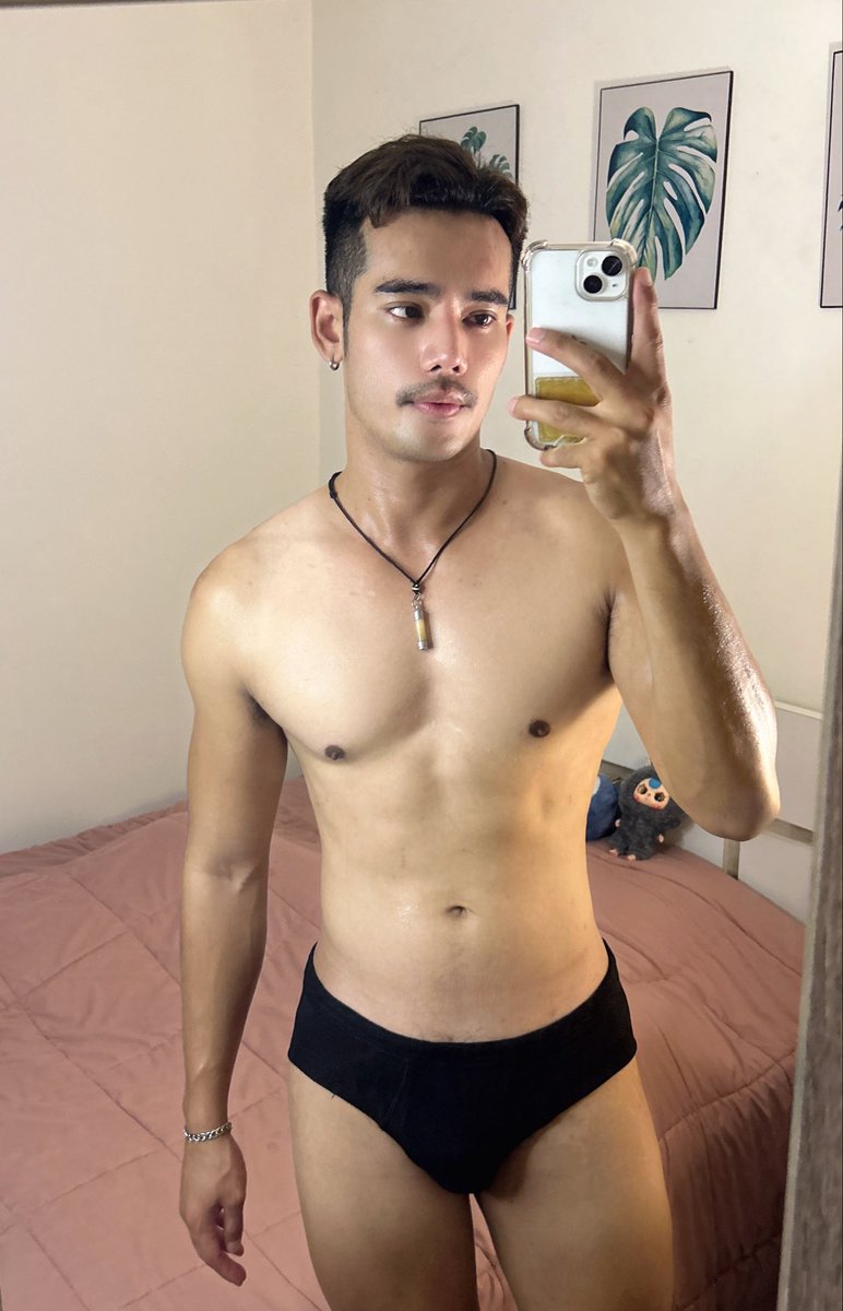 aofratchanon1's tweet photo. วันศุกร์.. อยากจุกบ้าง🤭💋    #อ๊อฟรัชชานนท์ https://t.co/KTxjFdDlNy