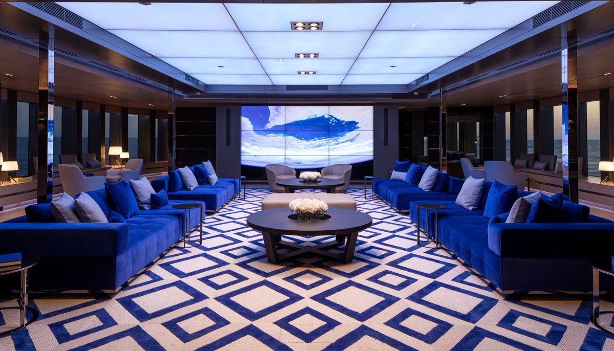 TheJetDesk's tweet photo. 🛥️ يخت استكشافي سريع 85.3 متر يخت عالمي مجرب، أنهى فحص الـ 5 سنوات بهيكل أبيض جديد! ✨ 12 ضيف | 8 كبائن ✨ مهبط طائرات معتمد وحديقة شتوية ✨ سرعة 23 عقدة | مدى 7,000 ميل راسلني للكتيب الحصري! 📩 #يخوت #Superyacht #YachtsForSale https://t.co/RMax4eNt2w