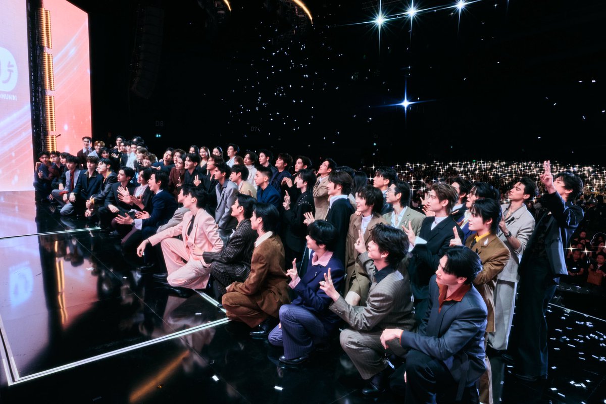 DomundiTV's tweet photo. DMD LINE UP 2026 “𝗧𝗛𝗘 𝗥𝗜𝗦𝗘 𝗖𝗢𝗡𝗧𝗜𝗡𝗨𝗘𝗦” 🌅💛

ประมวลภาพบรรยากาศภายในงาน ✨️

DMD THE RISE CONTINUES 
#DMDLINEUP2026 https://t.co/zzKfrRU44e