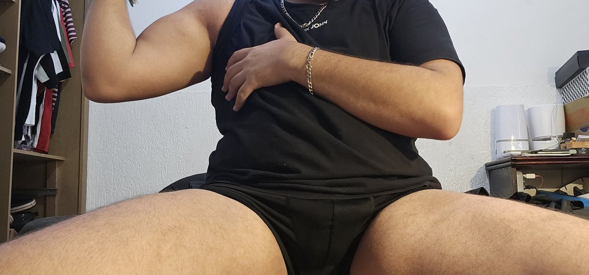 Khronos🔞 tweet media