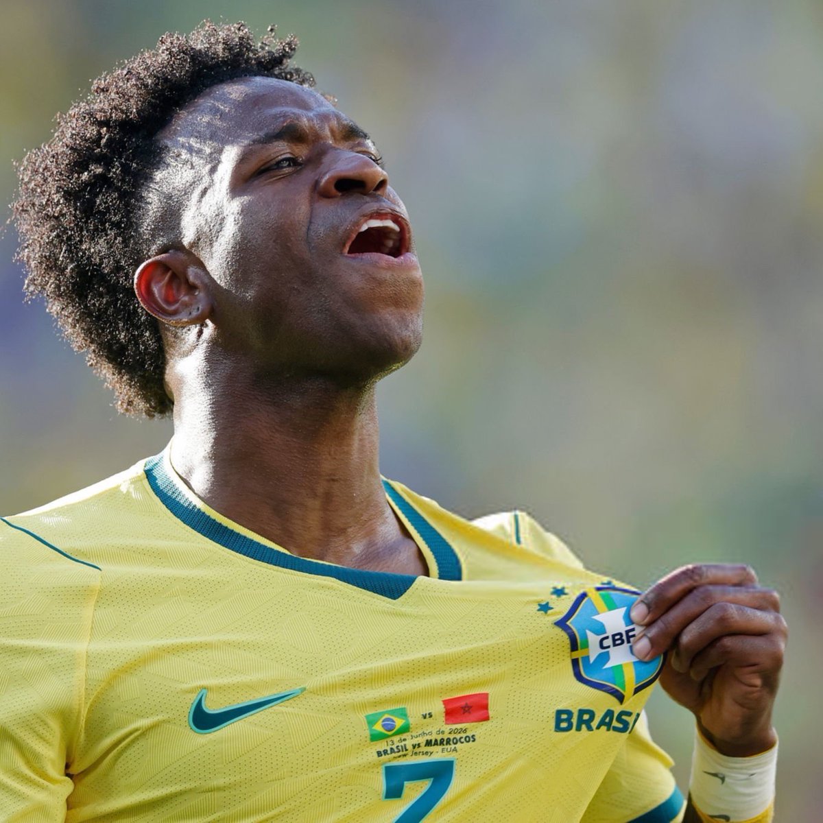 theMadridZone's tweet photo. Viní Jr. plays football tonight. 🇧🇷🤌 https://t.co/l6KIRqIyu2