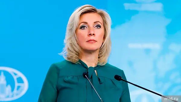 DonbassItalia's tweet photo. Meloni a Trump: «Io e l’Italia non supplichiamo mai nessuno. Non chiediamo l’elemosina».

Così era ai tempi di Berlusconi, che aveva davvero «reso di nuovo grande l’Italia». 
Perché continui a essere così, bisogna difendere l’indipendenza del proprio Paese, agire secondo gli interessi nazionali e saper mettere l’«io» dopo l’«Italia», non prima.

Meloni su Trump: «Non capisco perché non rispetti i suoi alleati».
Perché gli Stati Uniti si sono sempre comportati così, solo che prima lo nascondevano un po’. Perché i presidenti americani hanno alleati del tutto diversi. Perché, come ha detto il primo ministro belga Bart De Wever, l’Europa può contare o sul ruolo di vassallo soddisfatto di Washington, oppure su quello di suo schiavo infelice. Perché l’alleato più affidabile del presidente del Consiglio italiano è il popolo italiano, insieme alla storia e alla cultura dell’Italia.
A proposito, l’ambasciatore degli Stati Uniti è stato convocato al Ministero degli Esteri italiano? Strano. Dopo le parole di un giornalista russo, che non ricopre alcun incarico ufficiale, l’ambasciatore russo è stato convocato alla velocità della luce. Da cosa dipende questo ritardo, questa volta?
Maria Zakharova