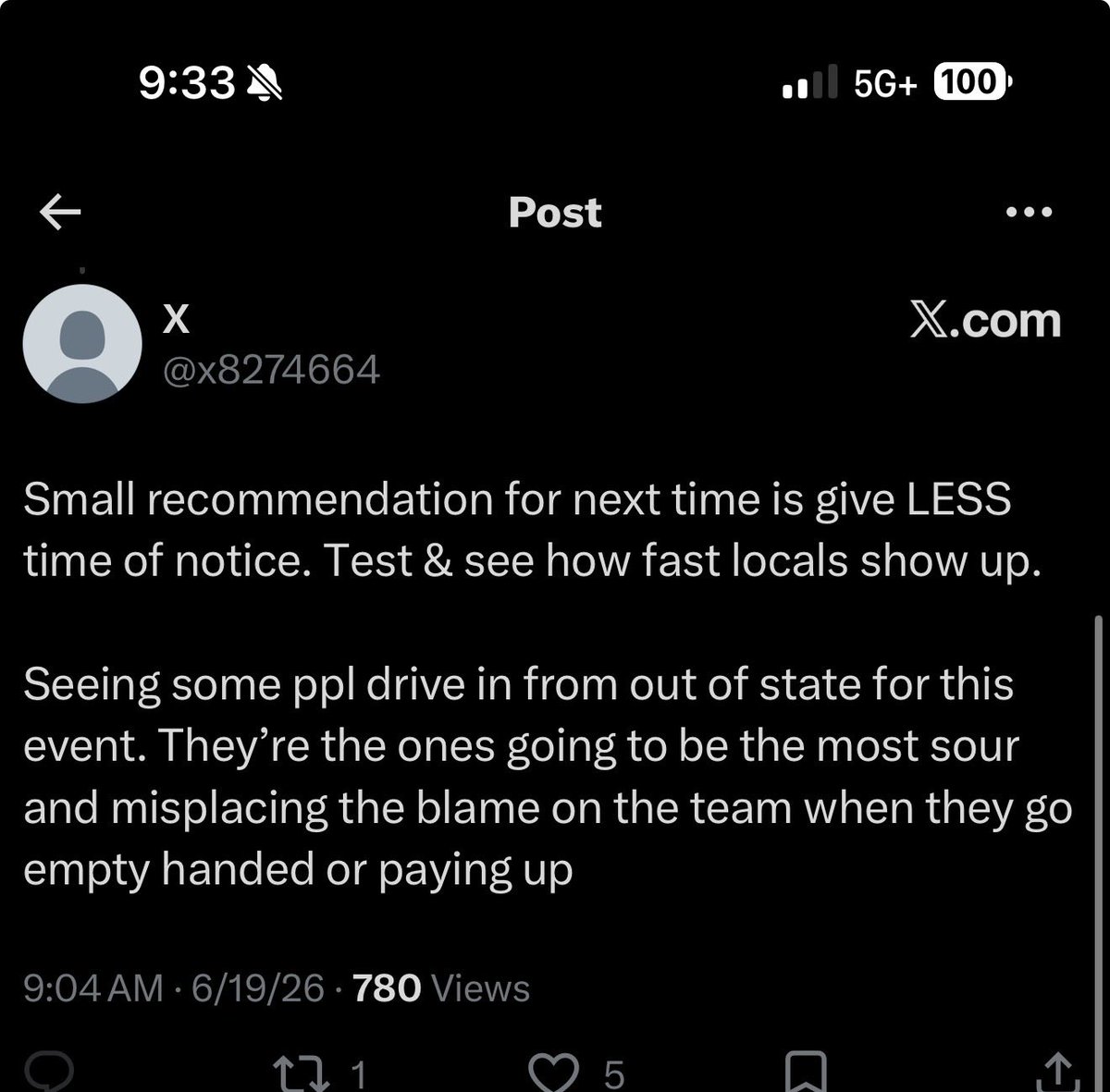 elet_'s tweet photo. @x8274664 @rlllxx2 bitching like you’re in the team🤣 i just called dude out for associating himself w a rapist and you gobbled him up too https://t.co/PILHThky0E