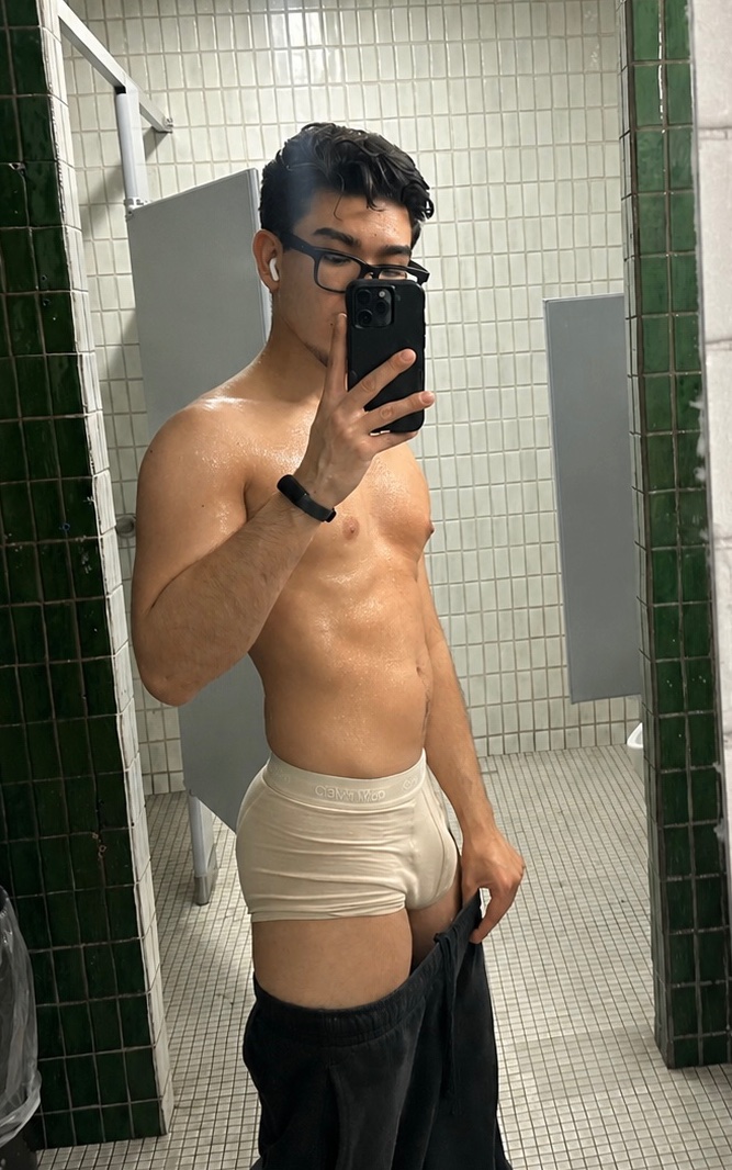 carlhoez's tweet photo. Quickie 😉 https://t.co/3sd20rLxHc