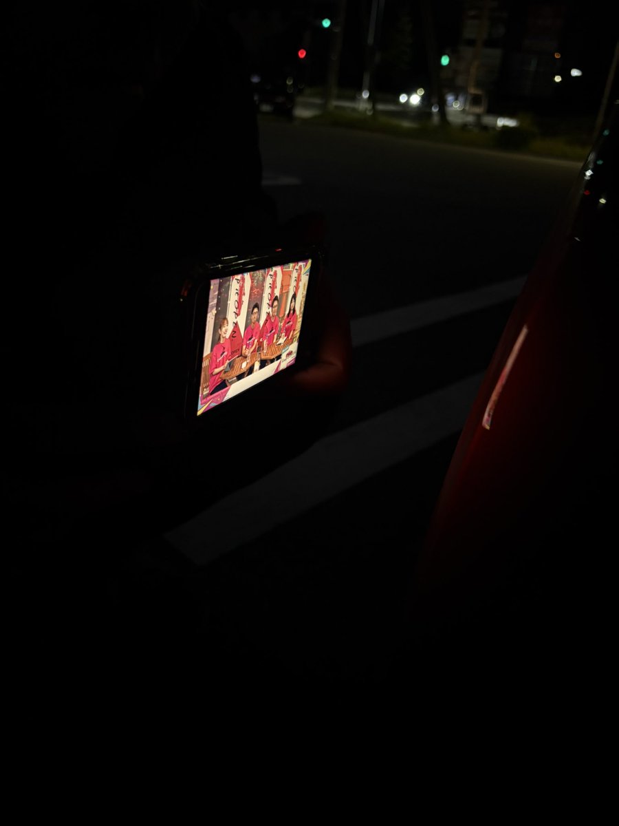 airiparsley's tweet photo. ライブ配信をコペンに見せてお祝いしました
#keepitopen
#copen https://t.co/h4QuJGbcXL