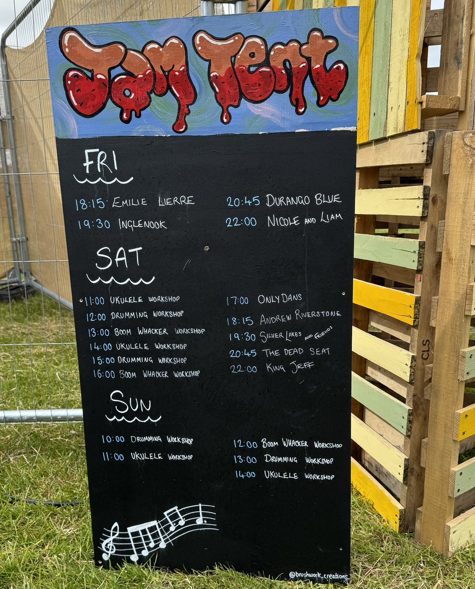 Inglenook_folk's tweet photo. Excited to be on at the Jam Tent at 7.30, sandwiched between @emilielierre &amp; Durango Blue. If you’re at @mightydubfest tonight, join us for some folkin’ good music. https://t.co/JBsbf4dqYx