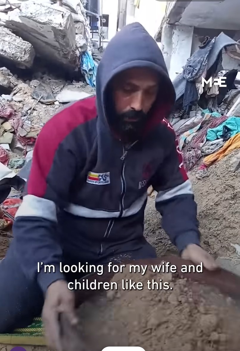 xIsraelExposedx's tweet photo. A father uses a sieve to find the bones of his wife and children in the rubble. https://t.co/9LvFp2Yxg3