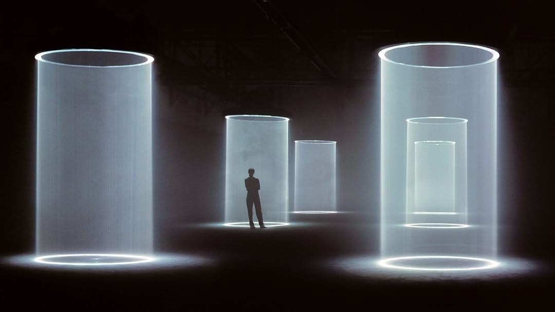 archivebycosmos's tweet photo. More light work by Lachlan Turczan. https://t.co/0TXthQGbqJ