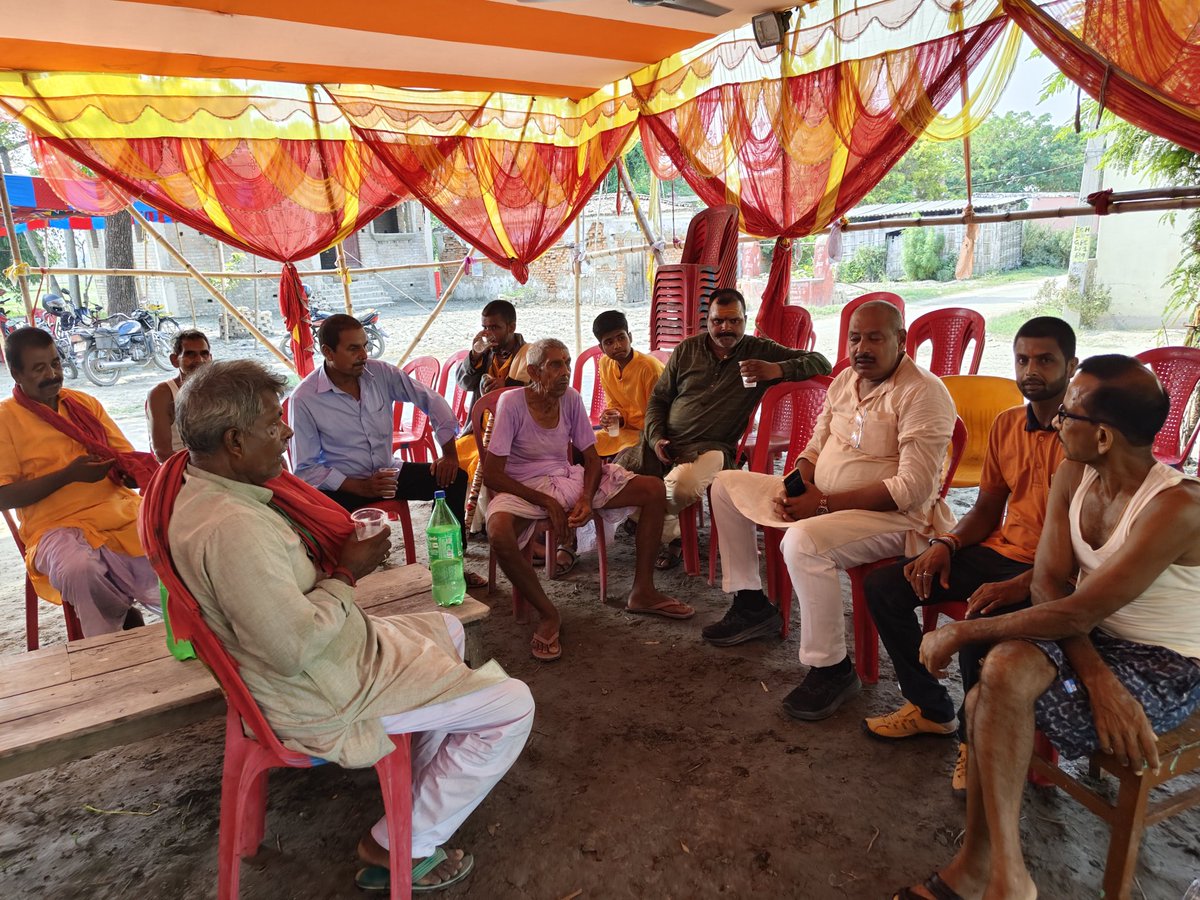 spdssingh's tweet photo. कल्याणपुर विधानसभा क्षेत्र अंतर्गत दिलमन छपरा निवासी श्री जगत सिंह जी के यहां आयोजित शुभ रुद्राभिषेक पूजा में शामिल हुए!! https://t.co/xDXTVW2dM0
