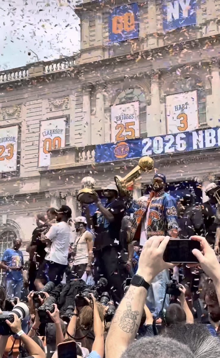 derrickvincent_'s tweet photo. Knick parade yesterday https://t.co/CCjipkoQEY