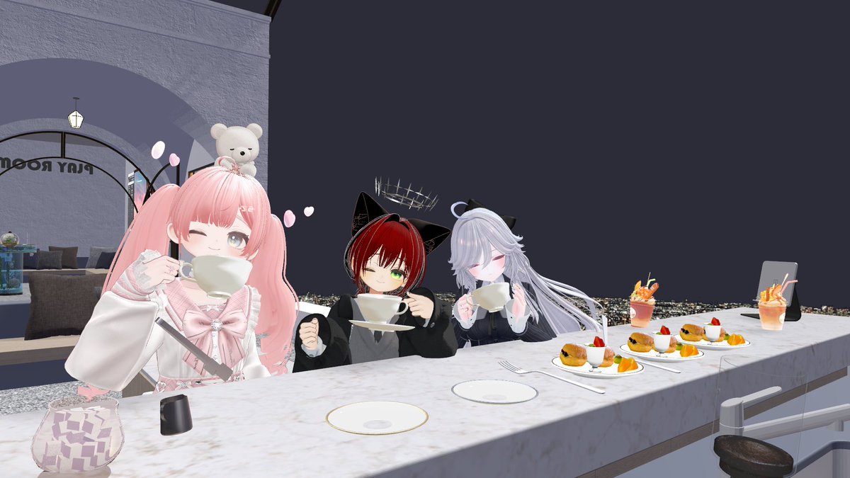onsVRC's tweet photo. イベントで合流したラテさんと新しくお友達になったゆきまゆさんと遊んだ！ https://t.co/HaNKDEuWHg