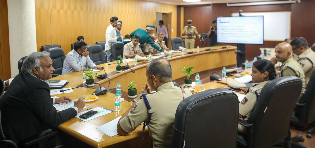 PriyankKharge's tweet photo. Visited the Office of the Additional Director General of Police (ADGP), Communication, Logistics & Modernization in Bengaluru for a review of the critical systems that keep the Karnataka State Police connected, responsive and future-ready.

Reviewed key areas including the wireless communication network, the 1930 Cyber Helpline, Namma 112 emergency response system, motor transport operations and ongoing modernisation initiatives.

Also reviewed measures to strengthen cyber fraud response through faster lien marking, closer coordination with banks, specialised training for personnel and greater use of digital platforms, along with the expansion of the digital wireless network, police IT infrastructure and forensic capabilities.

Modern policing requires modern technology. We will continue to strengthen digital infrastructure, intelligent systems and institutional capacity to enable faster response, better coordination and more effective policing across Karnataka.