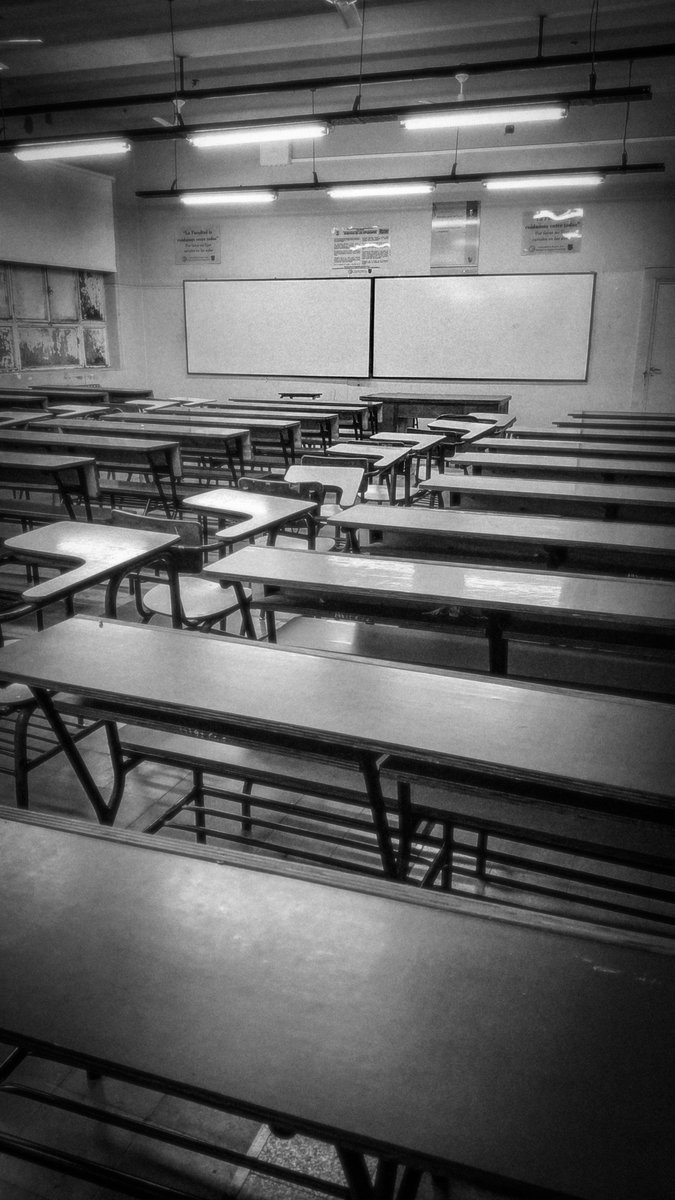 wsosaescudero's tweet photo. Aca empezó todo. Aquí di mi primera clase, hace demasiados años @UBAeconomicas https://t.co/lG9mAuI37Z