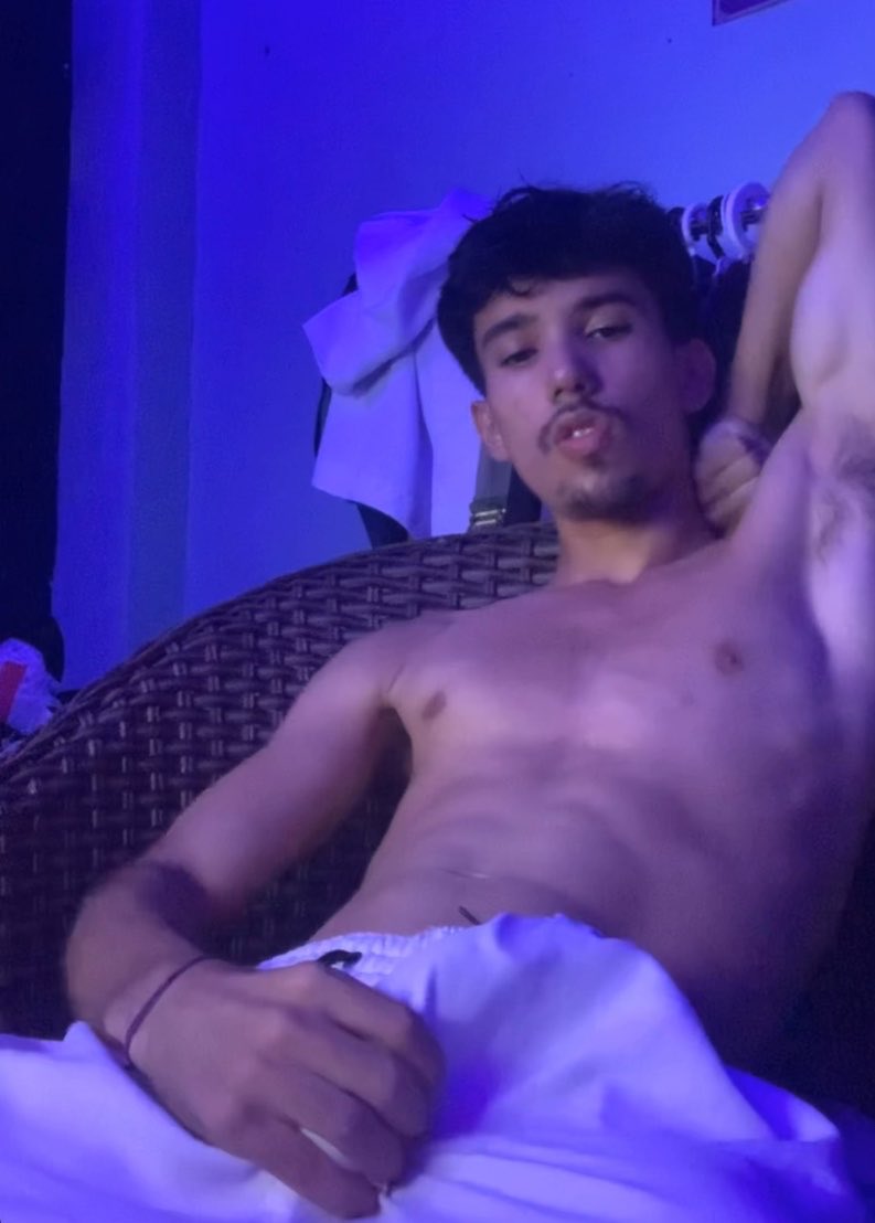 findom_lp's tweet photo. Online pra esfolar carteira e mente fraca de viadinho otário. Brota pra servir no TAX FRIDAY, putas! 💸💸💸💪🏻💪🏻🤑

https://t.co/W9thCTkIXB https://t.co/AaUpWazHQ4
