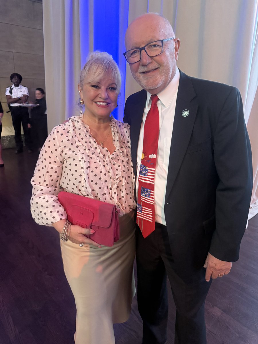 PaolaSamuel's tweet photo. An absolute  pleasure to attend @usconsmontreal independance day celebration  on behalf of @bnaibrithcanada - Thank you  for Consul  General Robert Patrick Sanders and ambassador Pete Hoekstra @USAmbCanada for the beautiful party !!! Happy 250th America !!!!
#america250 #freedom250 #friendspartnersallies #uscanada