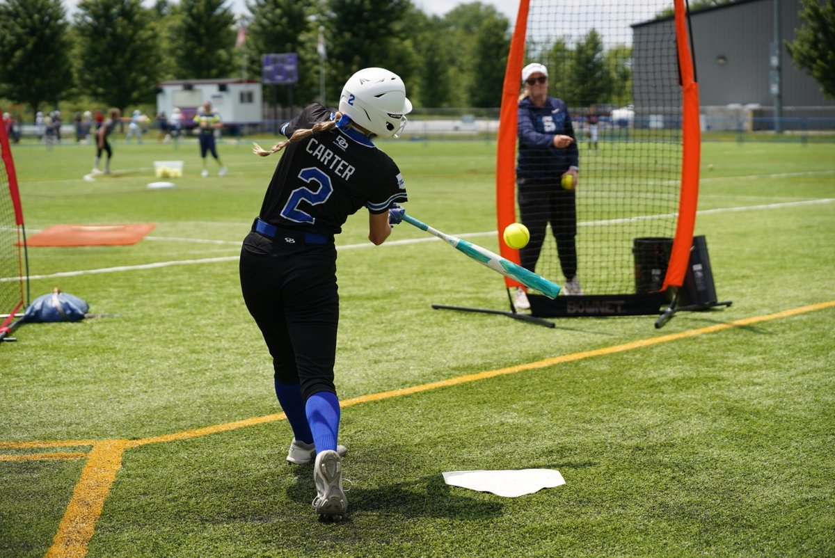 Finesse09Gowdy's tweet photo. Caitlyn Carter representing at the Outlaws Summer Camp &amp; Uncommitted Games taking full advantage of one of the top college exposure events of the summer! Keep Grinding #2! @CaitlynCarter_2  @d1fastpitch1 https://t.co/BRshelXrZy