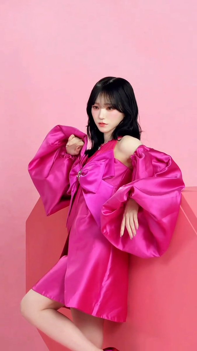 KTDON_8's tweet photo. 이오리 너무 아름다우시다^///^ 하고있는데
이상한춤추고 주먹질(?) 하고 어린아이같이 웃는거 너무 귀여움ㅋㅋ https://t.co/4eIqZbtpwn