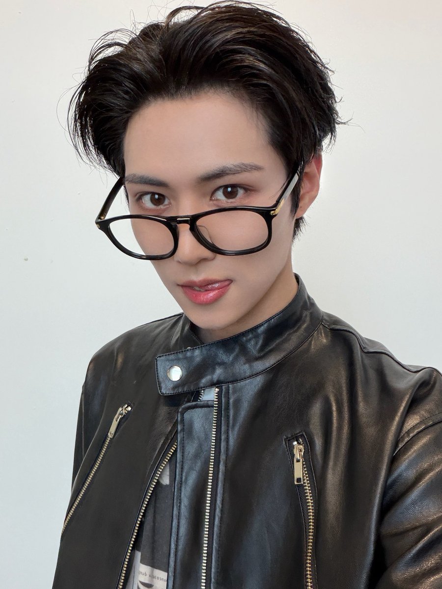 LUN8_members's tweet photo. [#이안]
Dziękuję za wszystko☺️
Do zobaczenia w Polsce w sierpniu🤙🤙🤙🤙🤙

#루네이트 #LUN8 #ian https://t.co/uL4Fua3JYh