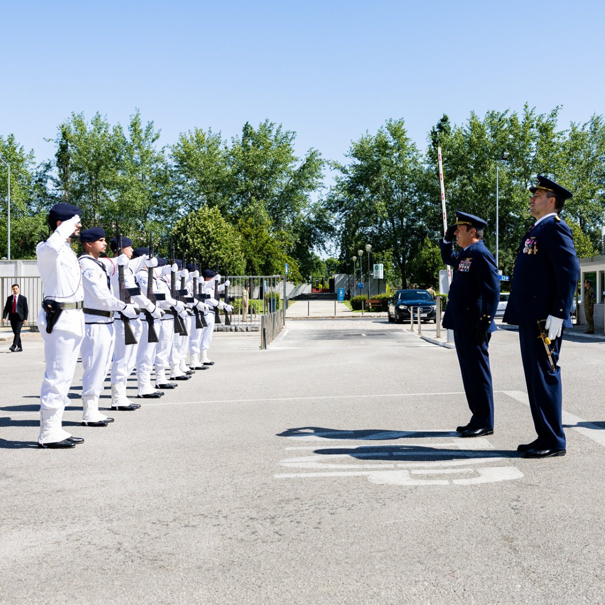 EMGFA_RP's tweet photo. Celebrou-se esta manhã, 19 de junho, o 12.º aniversário do Hospital das Forças Armadas, com uma cerimónia presidida pelo Chefe do Estado-Maior-General das Forças Armadas, General João Cartaxo Alves 🏥
Mais em https://t.co/ThGN352IdW
#ForçasArmadasPortuguesas #HFAR #CEMGFA https://t.co/n5SYPXIB80
