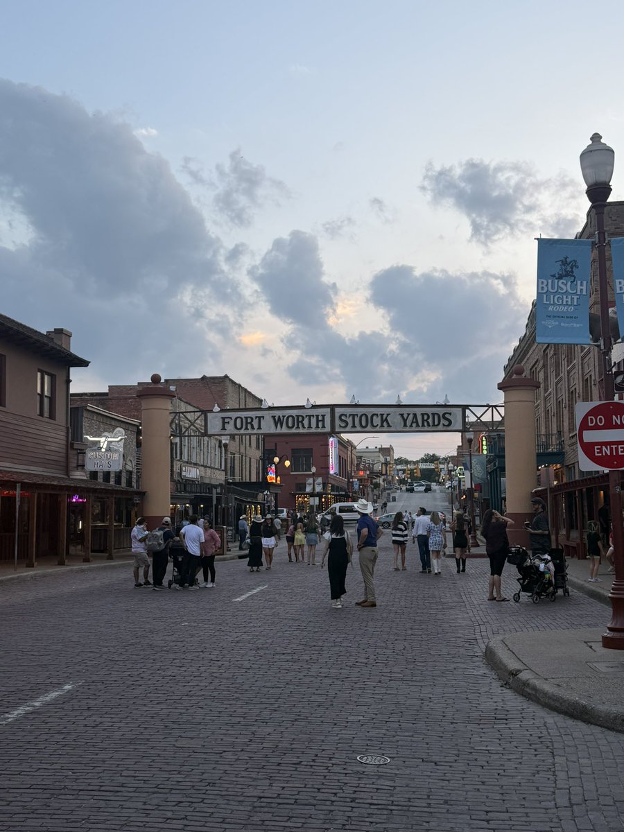 EdBaker97's tweet photo. Texas. Jesus what a place.

I often see Americans say on here “the European mind can’t comprehend..” and they’re are completely right. 

From the scale of everything to the true southern hospitality. I loved every second and hope to be back soon. 🏴󠁧󠁢󠁥󠁮󠁧󠁿 https://t.co/8Vj7vQJxOo